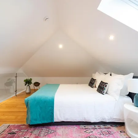 Duques Luxury Pensionat 4*