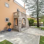 Duques Luxury Penzion