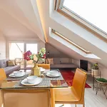 Duques Luxury
