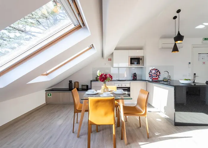 Duques Luxury Pensionat 4*